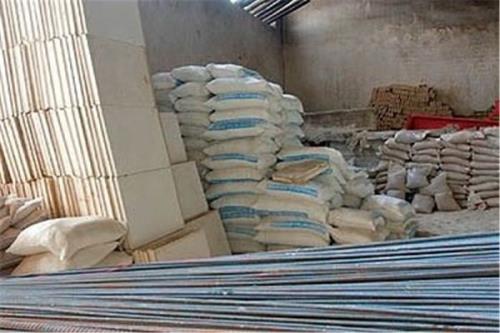 وزارت صمت بازار مصالح ساختمانی را رها كرده است