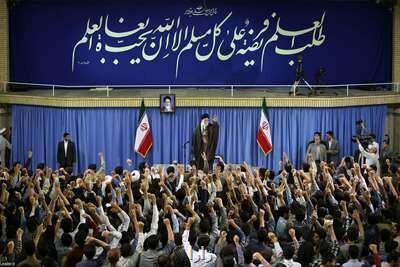 مراسم عزاداری اربعین با حضور دانشجویان در محضر رهبر انقلاب