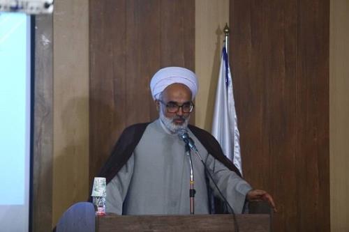 آماده پاسخگویی به شبهات دانشجویان و برگزاری کرسی های آزاد اندیشی هستیم