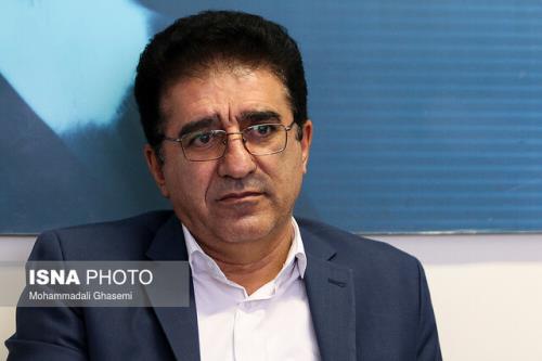 زمان برگزاری جشنواره مد و لباس فجر نباید تغییر کند