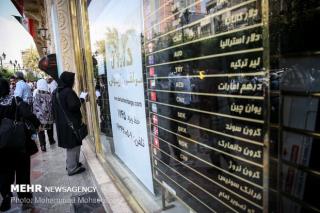 قیمت دلار در بازار اندكی افزایش پیدا كرد، نرخ به 11550 تومان رسید