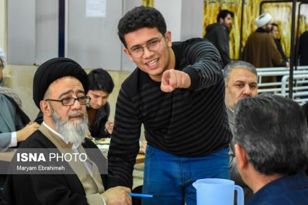 بازدید سرزده امام جمعه تبریز از سلف دانشجویان دانشگاه تبریز