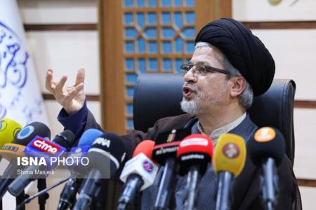 دانشجو به مسائل سیاسی و حزبی محدود نشود