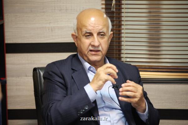 باید از حاشیه ها دوری نماییم
