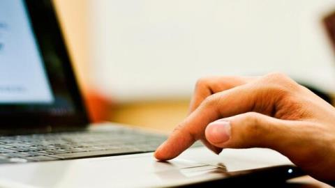 مجانی كردن اینترنت دانشجویان وعده ای كه روی كاغذ ماند!
